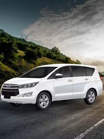 Innova Crysta – 6 Seater